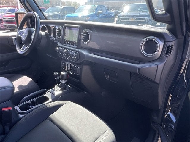 2022 Jeep Wrangler Unlimited Sahara 4x4