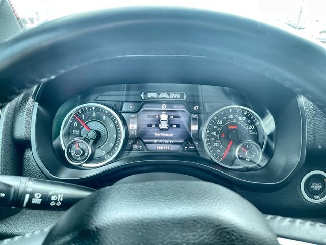 2023 RAM 1500 Big Horn Crew Cab 4x4 6'4" Box