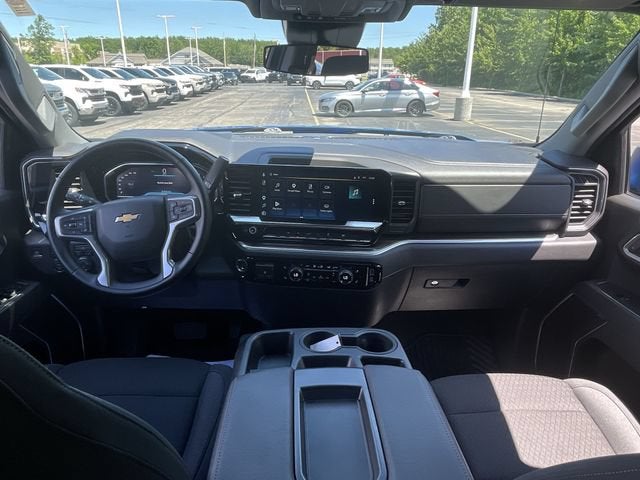 2025 Chevrolet Silverado 1500 LT (2FL)