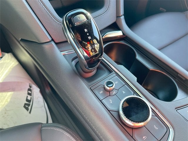 2025 Cadillac XT6 Sport