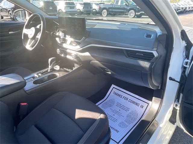 2025 Nissan Altima SV