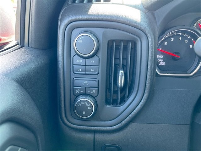 2022 Chevrolet Silverado 1500 LTD Custom Trail Boss