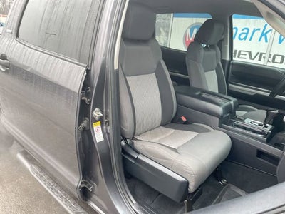 2017 Toyota Tundra SR5 5.7L V8