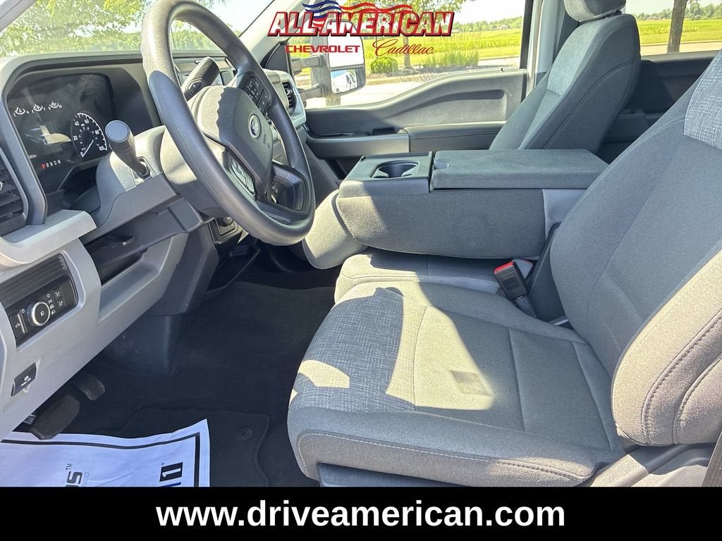 2026 Ford Super Duty F-350 DRW XL