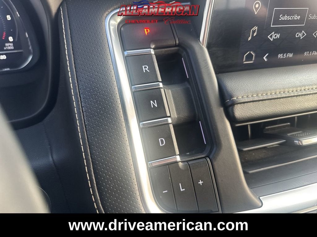 2023 GMC Yukon XL SLT