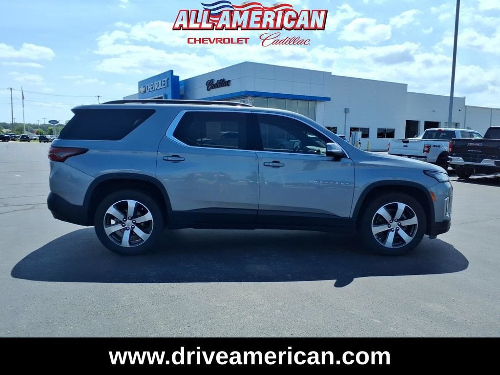 2023 Chevrolet Traverse LT Leather