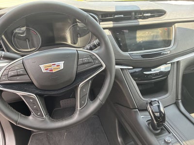 2025 Cadillac XT5 Premium Luxury