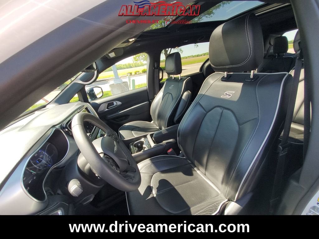 2025 Chrysler Pacifica Limited