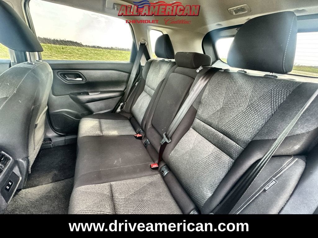 2025 Nissan Rogue SV