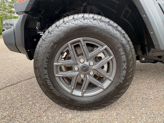 2025 Jeep Wrangler 4-Door Summit 4x4