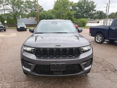 2023 Jeep Grand Cherokee Altitude 4x4