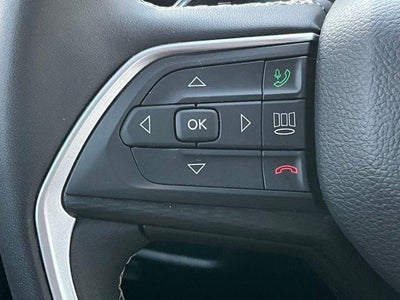 2023 Jeep Grand Cherokee Laredo 4x4