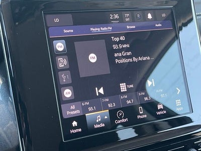 2023 Jeep Grand Cherokee Laredo 4x4