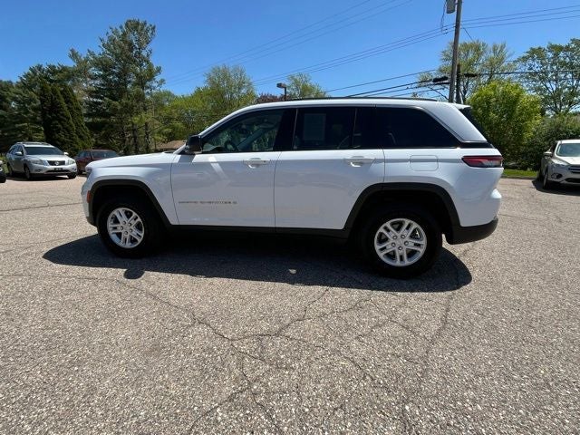 2023 Jeep Grand Cherokee Laredo 4x4