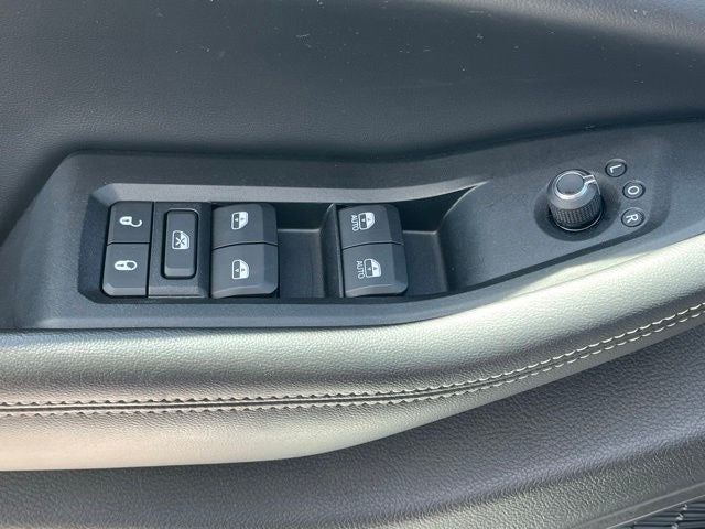 2023 Jeep Grand Cherokee Laredo 4x4