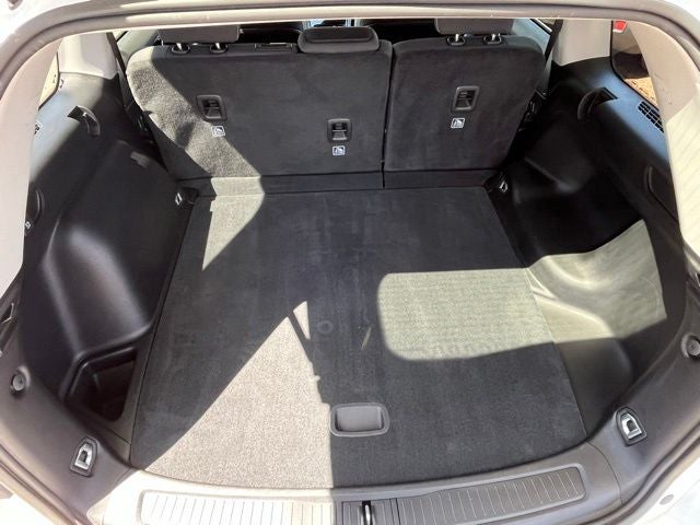 2023 Jeep Grand Cherokee Laredo 4x4