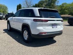 2023 Jeep Grand Cherokee Laredo 4x4