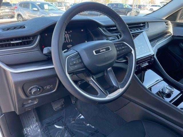 2023 Jeep Grand Cherokee Laredo 4x4