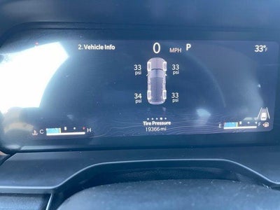 2023 Jeep Grand Cherokee Laredo 4x4