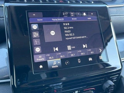 2023 Jeep Grand Cherokee Laredo 4x4