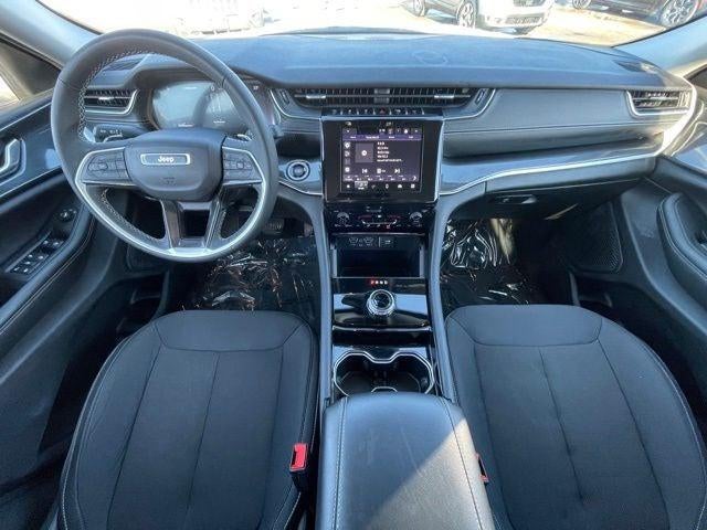 2023 Jeep Grand Cherokee Laredo 4x4