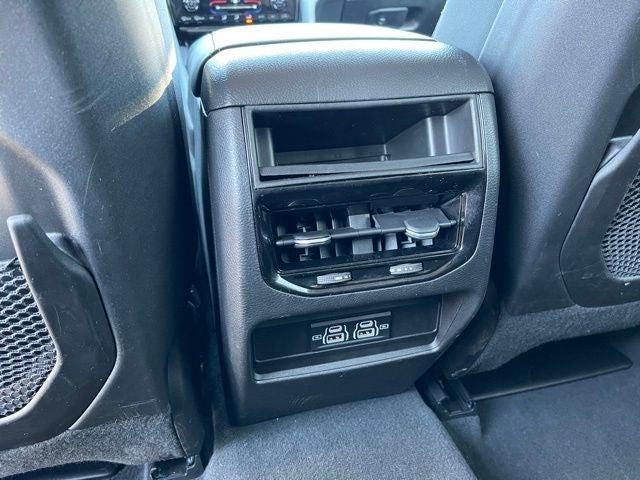 2023 Jeep Grand Cherokee Laredo 4x4
