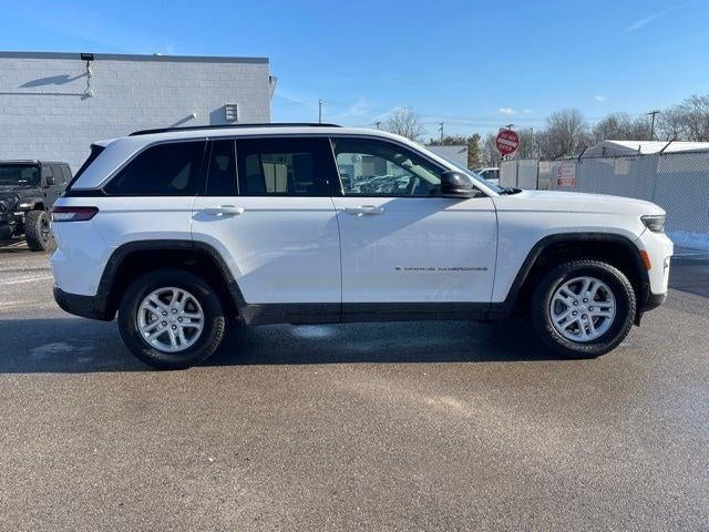 2023 Jeep Grand Cherokee Laredo 4x4