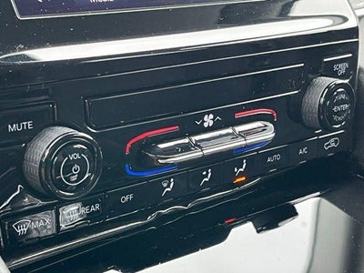 2023 Jeep Grand Cherokee L Laredo 4x4