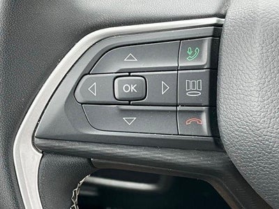 2023 Jeep Grand Cherokee L Laredo 4x4