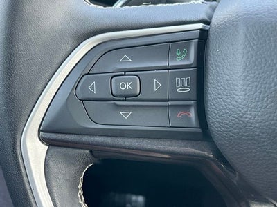 2023 Jeep Grand Cherokee L Laredo 4x4