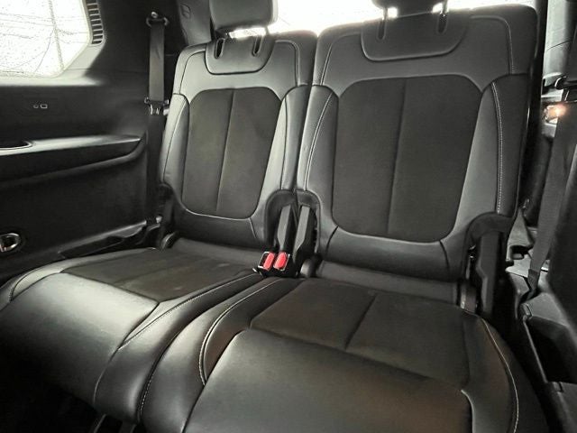 2022 Jeep Grand Cherokee L Altitude 4x4