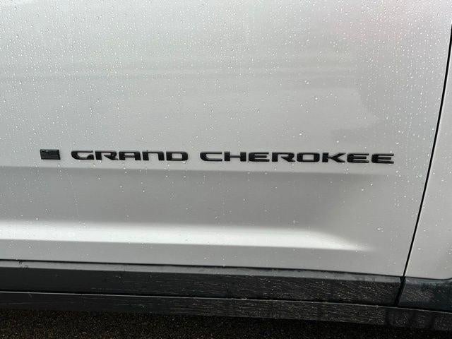2022 Jeep Grand Cherokee L Altitude 4x4
