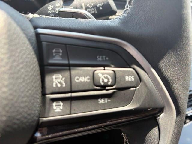 2023 Jeep Grand Cherokee L Laredo 4x4