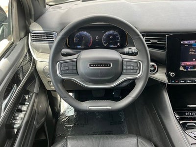 2023 Jeep Wagoneer L Series III 4x4