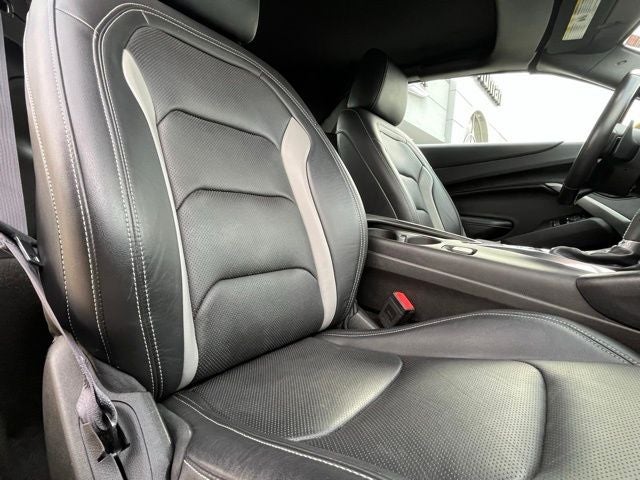 2017 Chevrolet Camaro 2LT