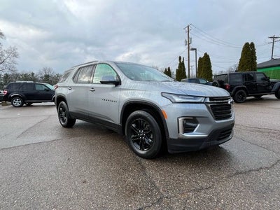 2024 Chevrolet Traverse Limited FWD LT Leather