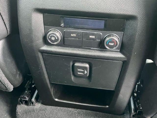 2024 Chevrolet Traverse Limited FWD LT Leather