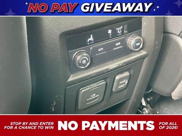 2022 Chevrolet Traverse AWD LT Leather