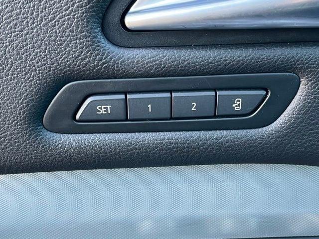 2023 Cadillac XT4 FWD Premium Luxury