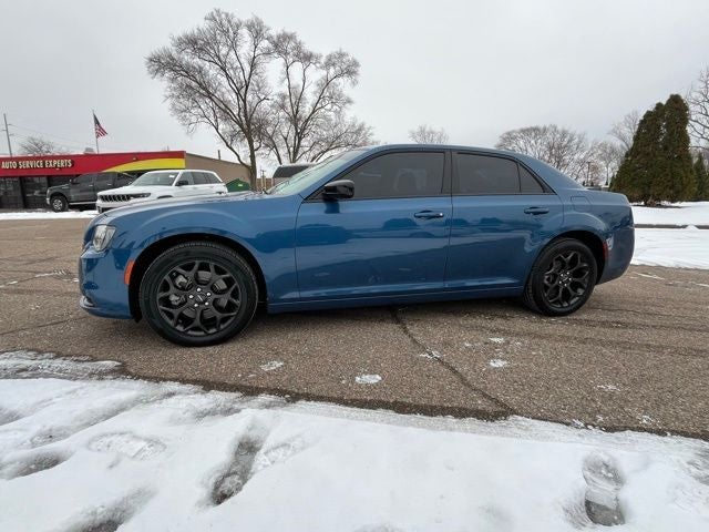 2022 Chrysler 300 Touring AWD