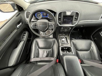 2023 Chrysler 300 Touring-L AWD