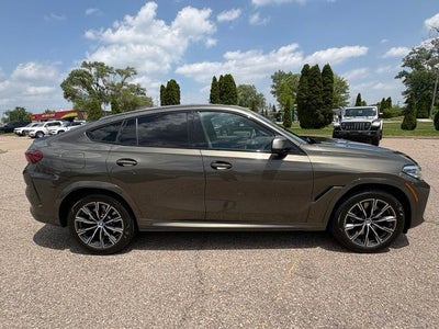 2020 BMW X6 M50i