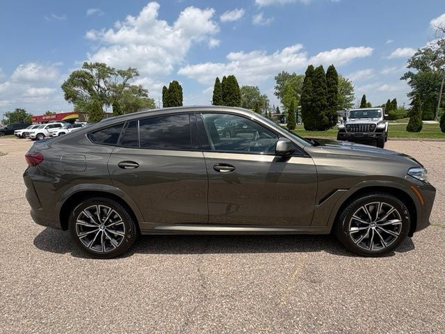 2020 BMW X6 M50i