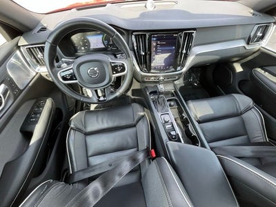 2019 Volvo S60 T6 R-Design