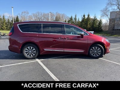 2020 Chrysler Pacifica Hybrid Limited