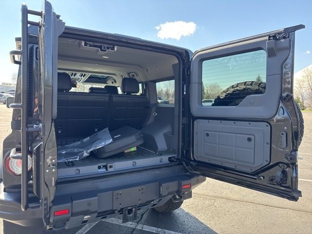 2025 INEOS Grenadier Station Wagon Fieldmaster Edition