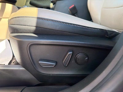 2020 Ford Escape Hybrid Titanium