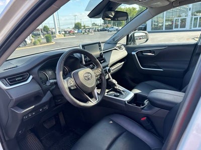 2022 Toyota RAV4 Hybrid XLE Premium