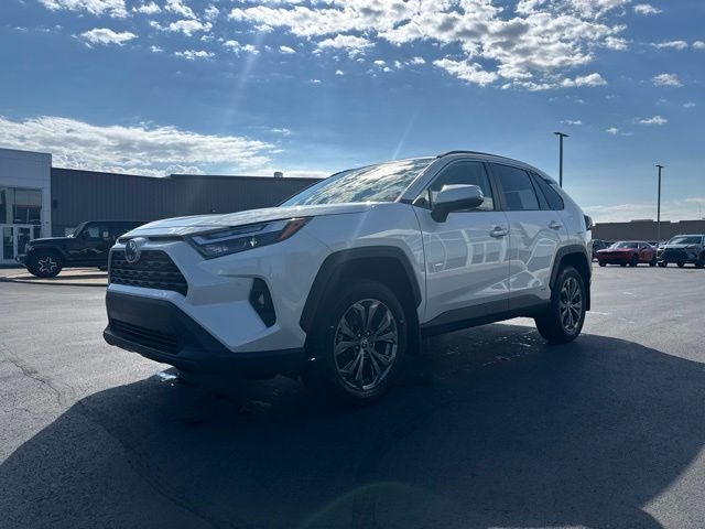 2022 Toyota RAV4 Hybrid XLE Premium