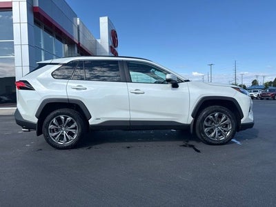2022 Toyota RAV4 Hybrid XLE Premium